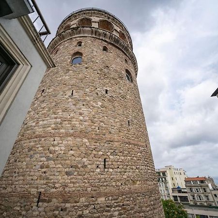 Historic 2 Bedroom Galata Apt-Heart Of Istanbul Exterior photo