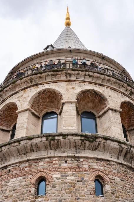 Historic 2 Bedroom Galata Apt-Heart Of Istanbul Exterior photo