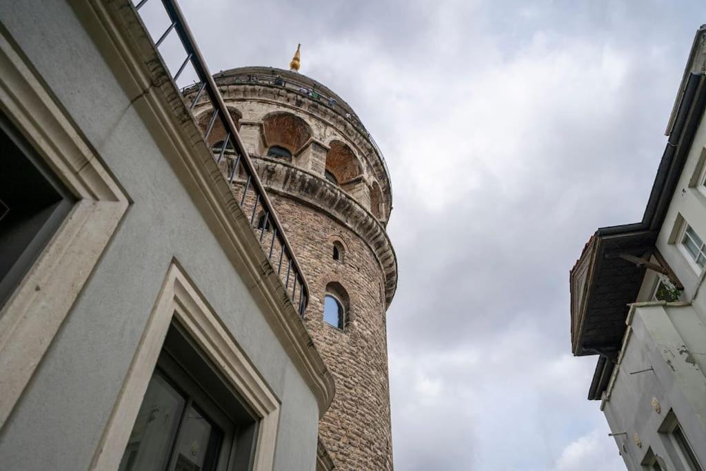 Historic 2 Bedroom Galata Apt-Heart Of Istanbul Exterior photo